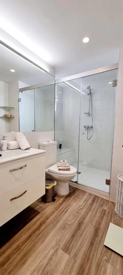 Florit Flats - The Canovas Apartment Valenza Esterno foto